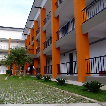 Granny House Hotel Nakhonratchasima Exterior photo