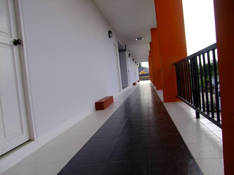 Granny House Hotel Nakhonratchasima Exterior photo